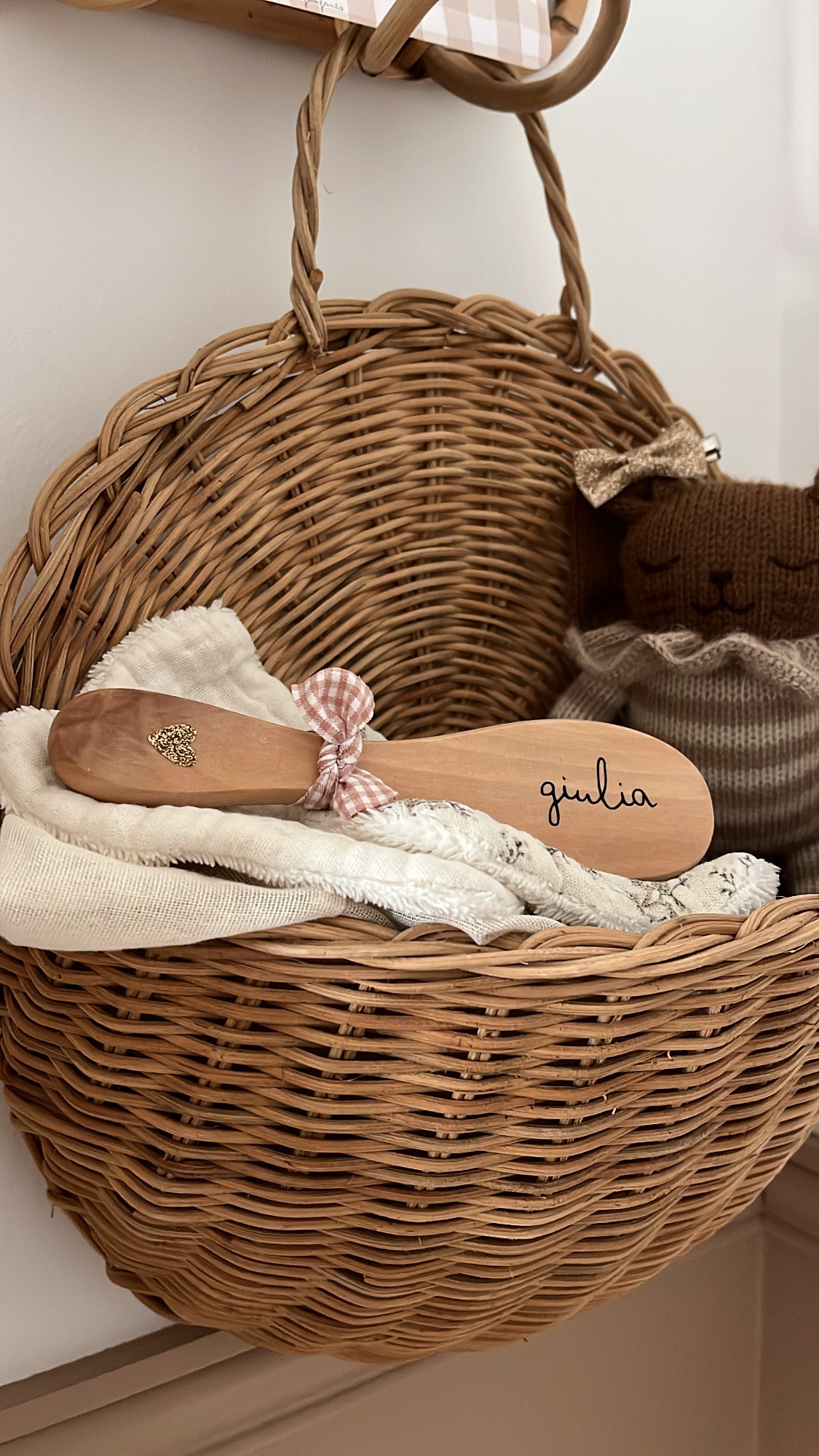 Brosse à cheveux bébé personnalisée - motif vichy rose