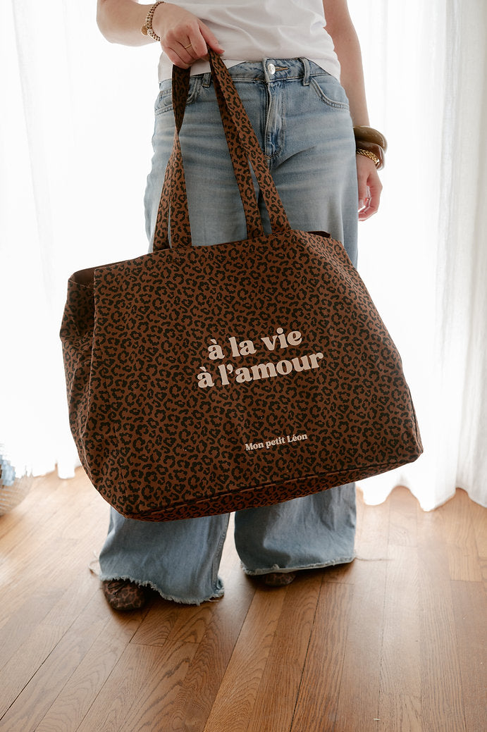 Cabas XXL Léopard marron À LA VIE À L'AMOUR